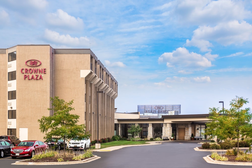 Crowne Plaza Milwaukee Airport by IHG - photo 71