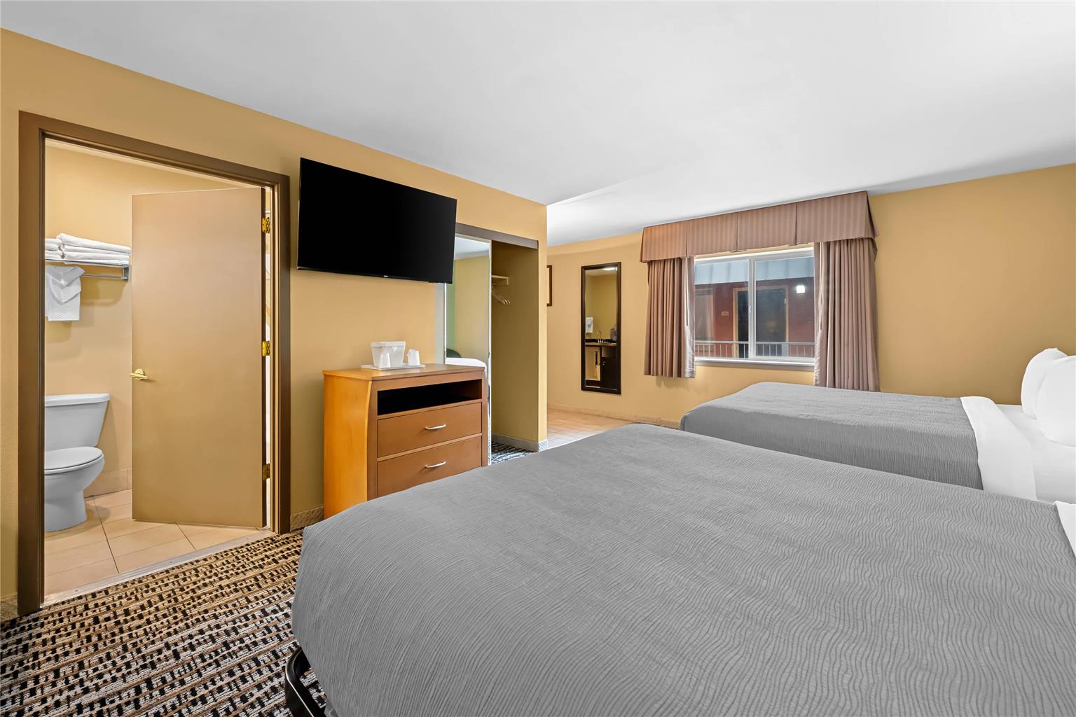 Quality Inn Madras - photo 39