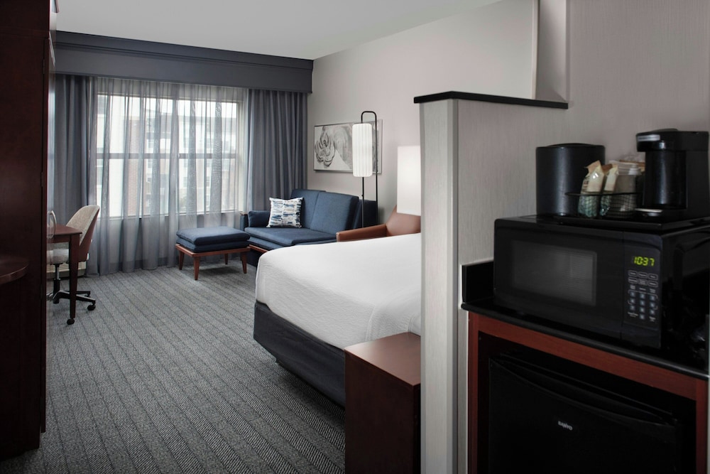 Courtyard by Marriott Reading Wyomissing - photo 9