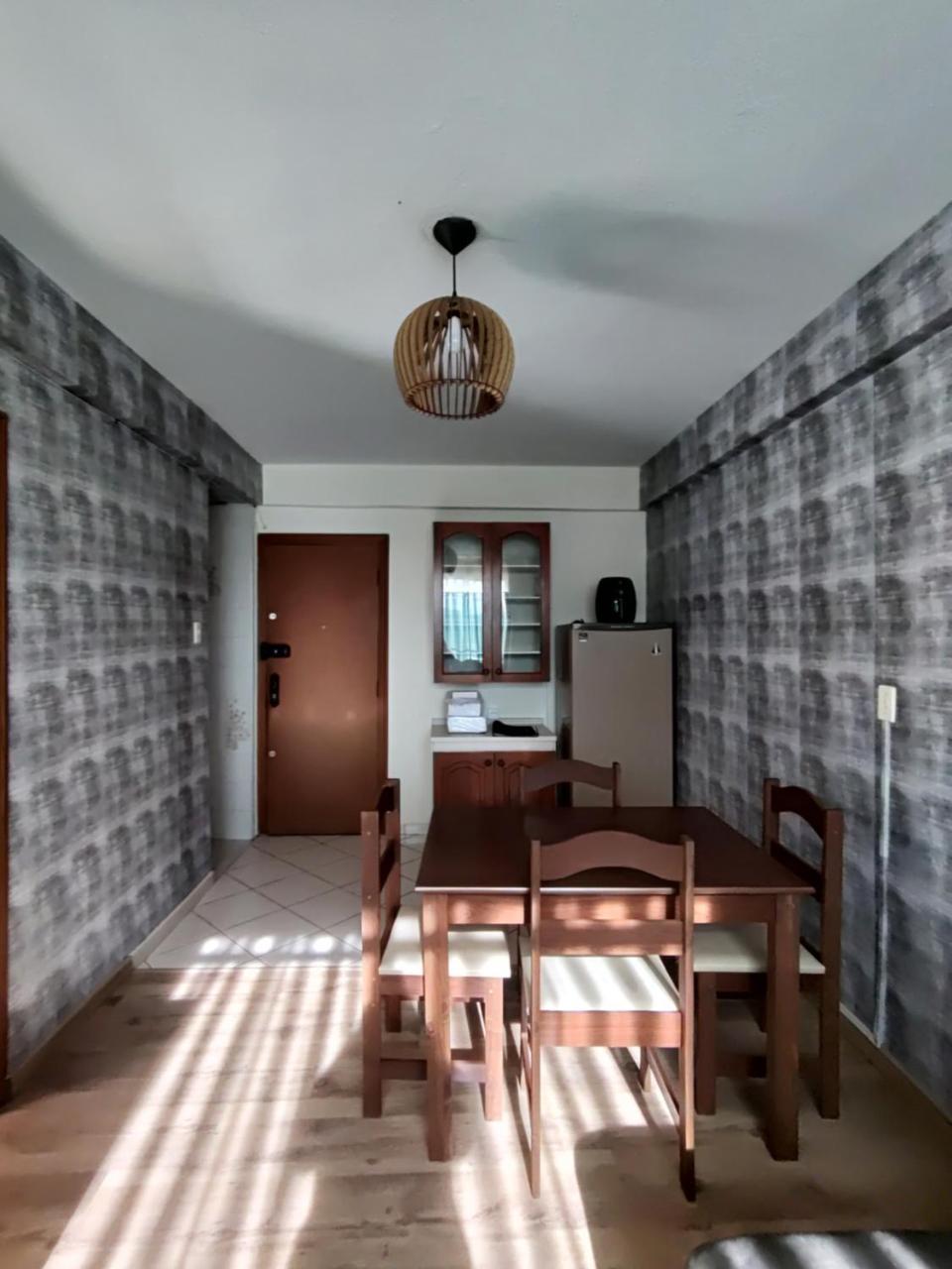 Apto Centro Com Estacionamento - last minute hotel in Pocos De Caldas