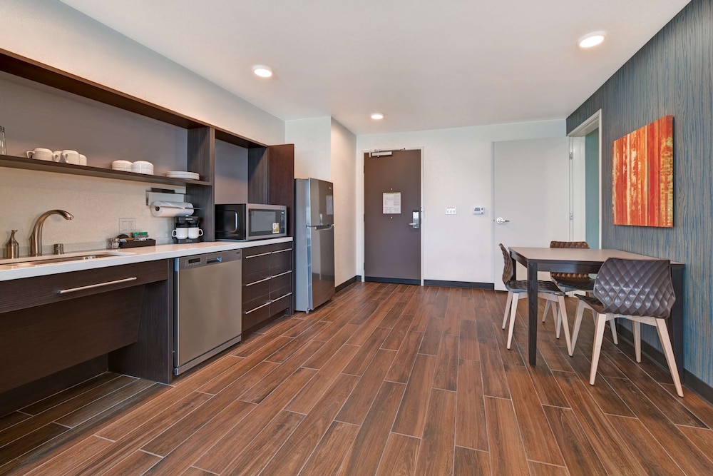 Home2 Suites by Hilton Atascadero CA - photo 17