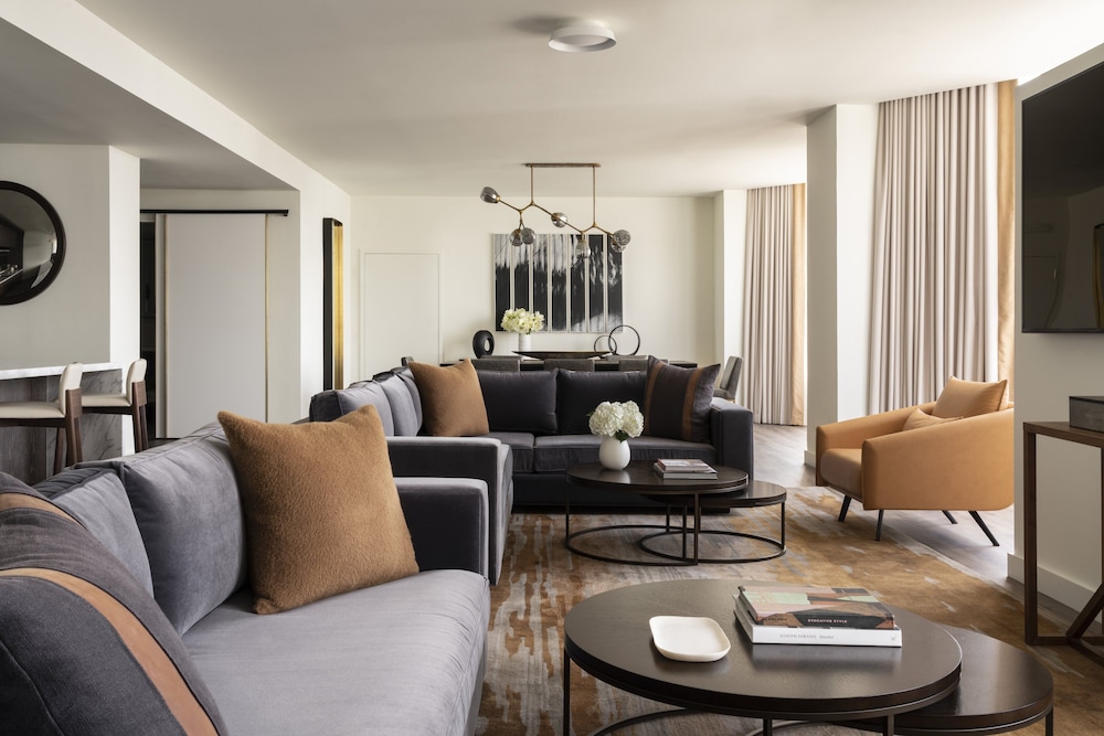 Four Seasons Hotel Houston - photo 22