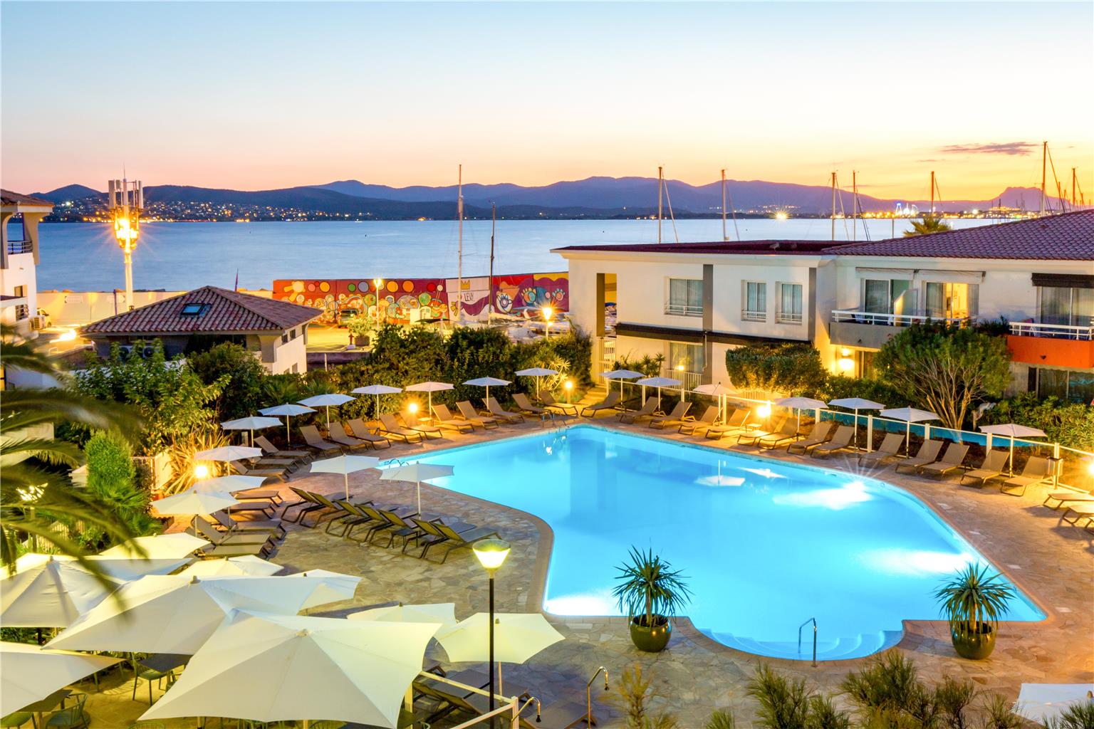 Best Western Plus Hotel La Marina — 4-Star Luxury Hotel in Saint-Raphael, France