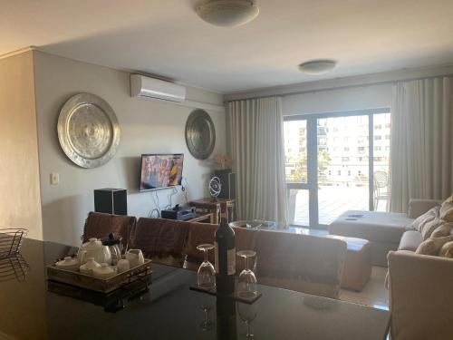 Manhattan Luxury Suite at Canal Walk