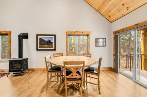 Experience Montana Luxury Cabins #1 6 7 8 & 9 — Bigfork — photo 5