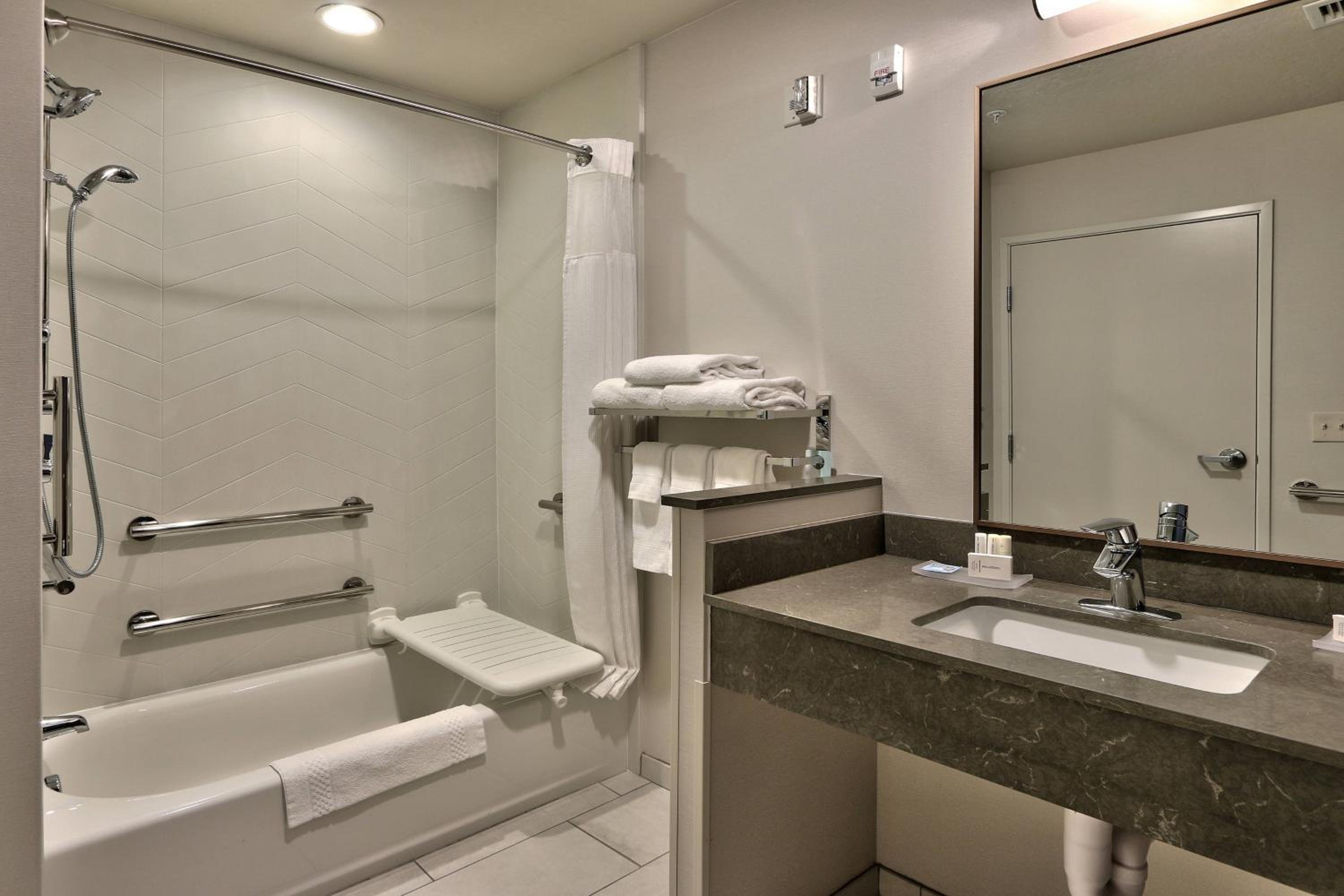 Fairfield Inn & Suites by Marriott Albuquerque North - photo 35
