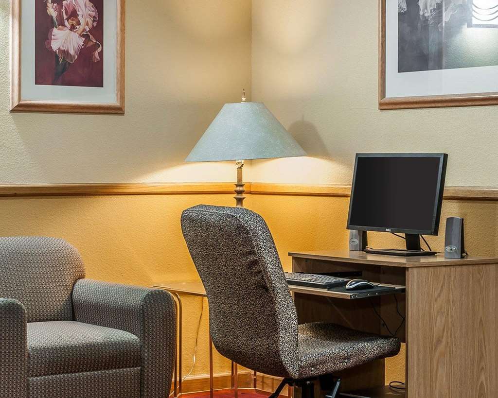 Quality Inn & Suites Shelbyville I 74 - photo 22