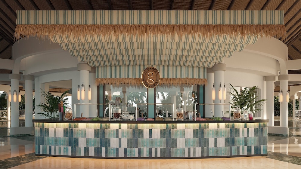 Grand Palladium Select White Sand Resort & Spa All Inclusive