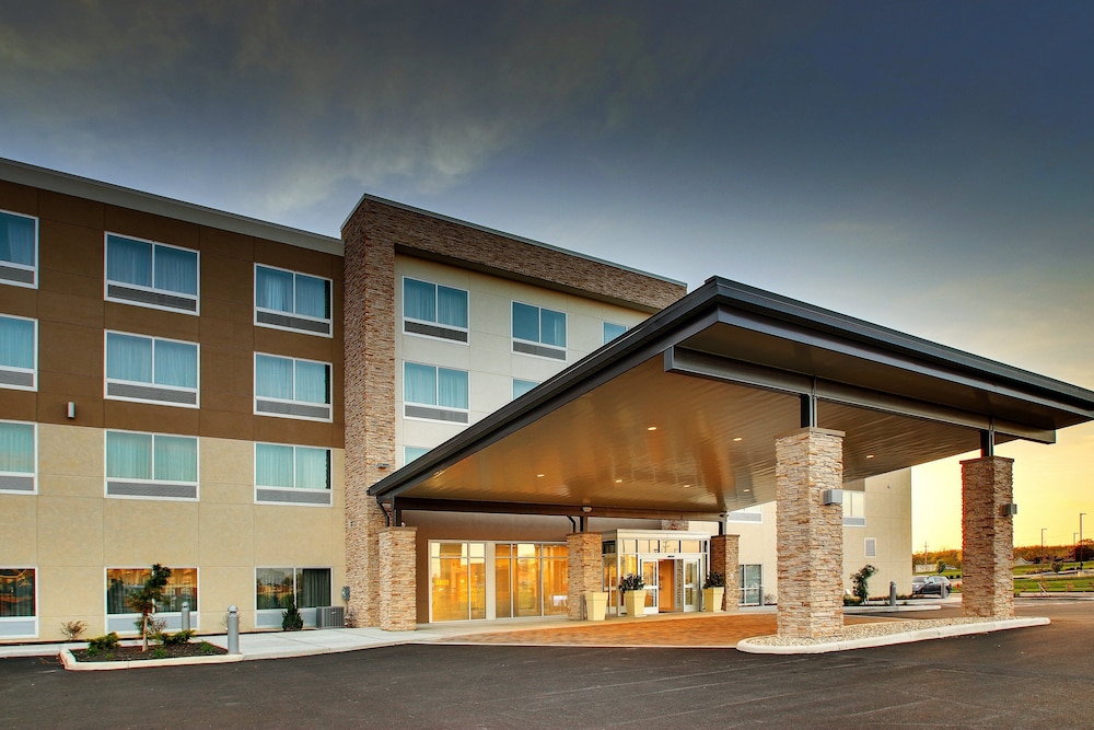 Holiday Inn Express & Suites Findlay North by IHG - photo 41