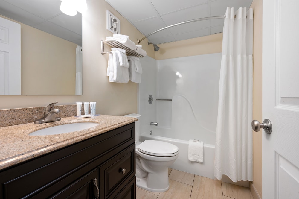 Coastal Palms Inn & Suites - photo 20