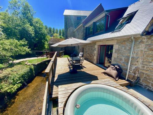 Usine du Moulin du Pont Neuf pet-friendly hotel Le Vieux-Marche