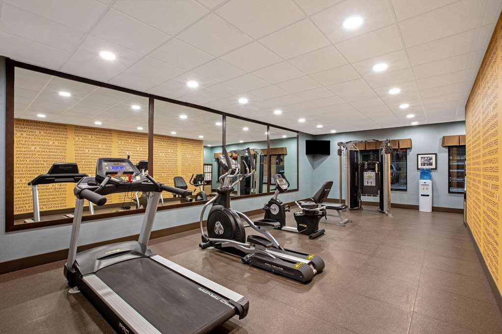 La Quinta Inn & Suites by Wyndham Gillette - photo 10