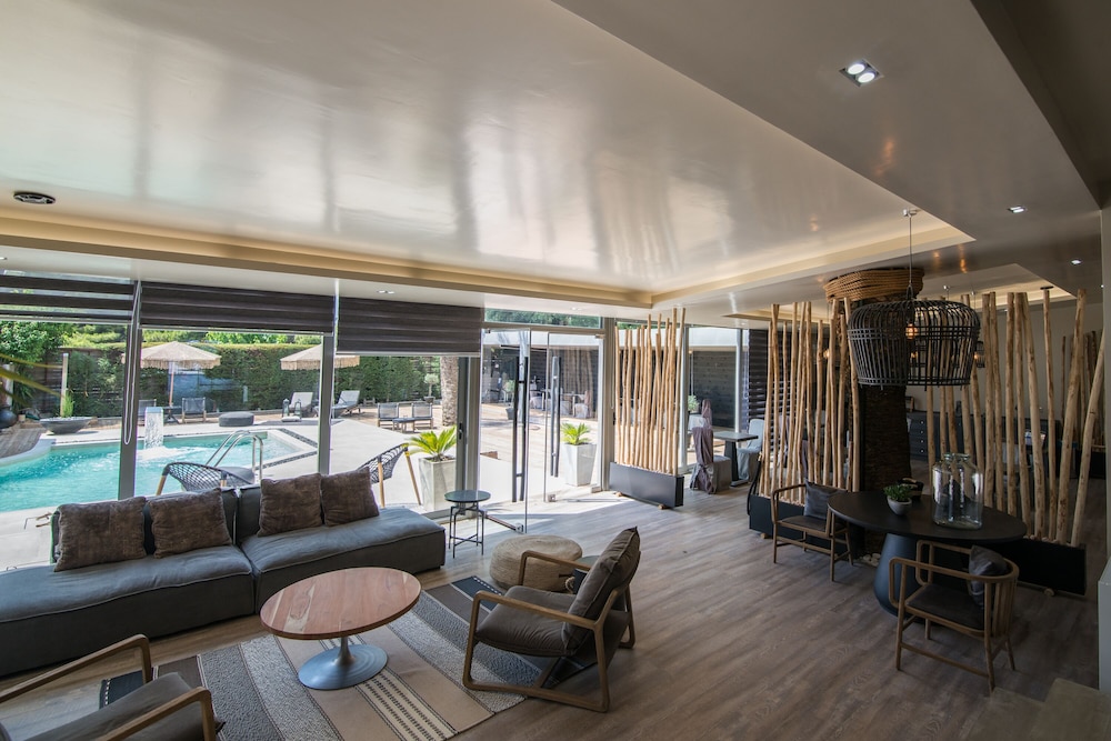 Mikelina Boutique Hotel — Pallini — photo 5