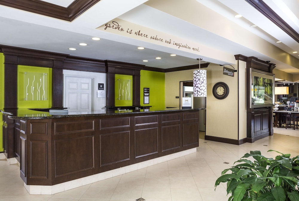 Hilton Garden Inn Hampton Coliseum Central - photo 5