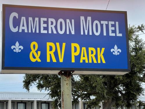 Cameron Motel — Cameron