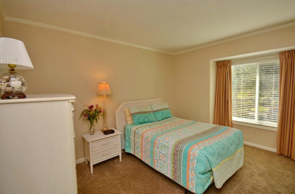 Units at Ocean Creek Resort by Elliott Beach Rentals - photo 5