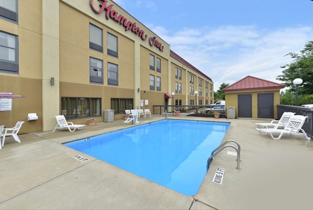Hampton Inn Raleigh Clayton I 40 - photo 22