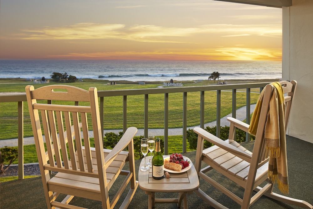 Cavalier Oceanfront Resort in Cambria, United States