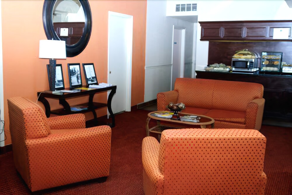 Westgate Inn and Suites - photo 19