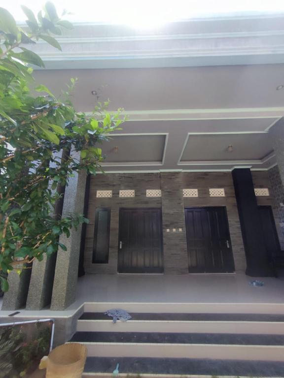 Grand Baluran Villa — Banyuwangi — photo 2
