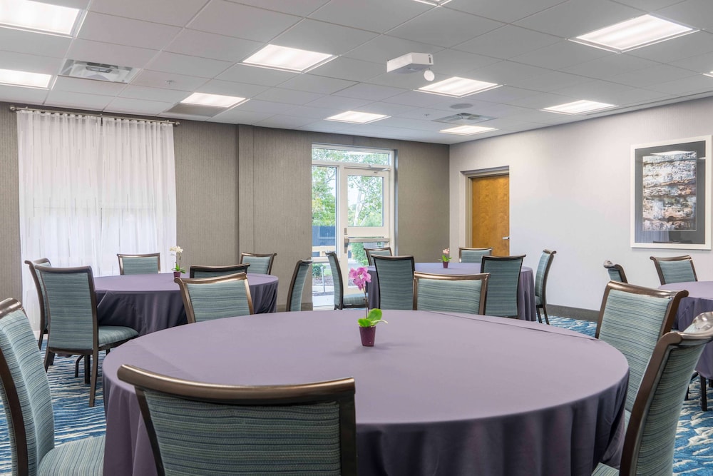 Homewood Suites By Hilton Philadelphia Plymouth Meeting - photo 43