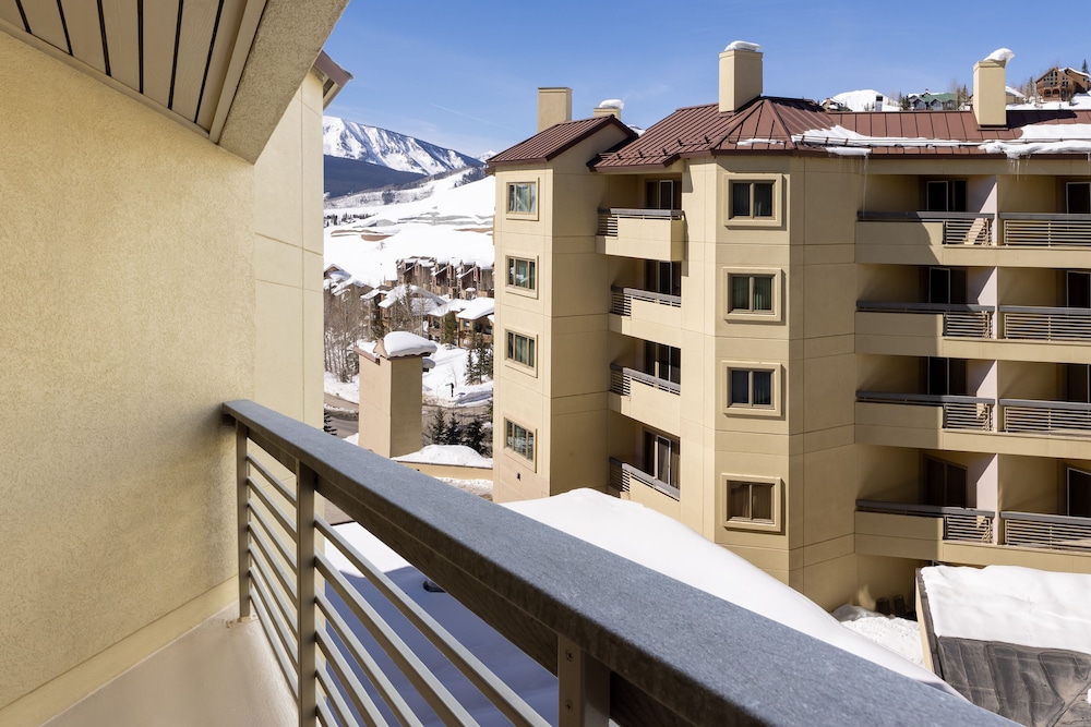 Elevation Hotel & Spa - photo 34