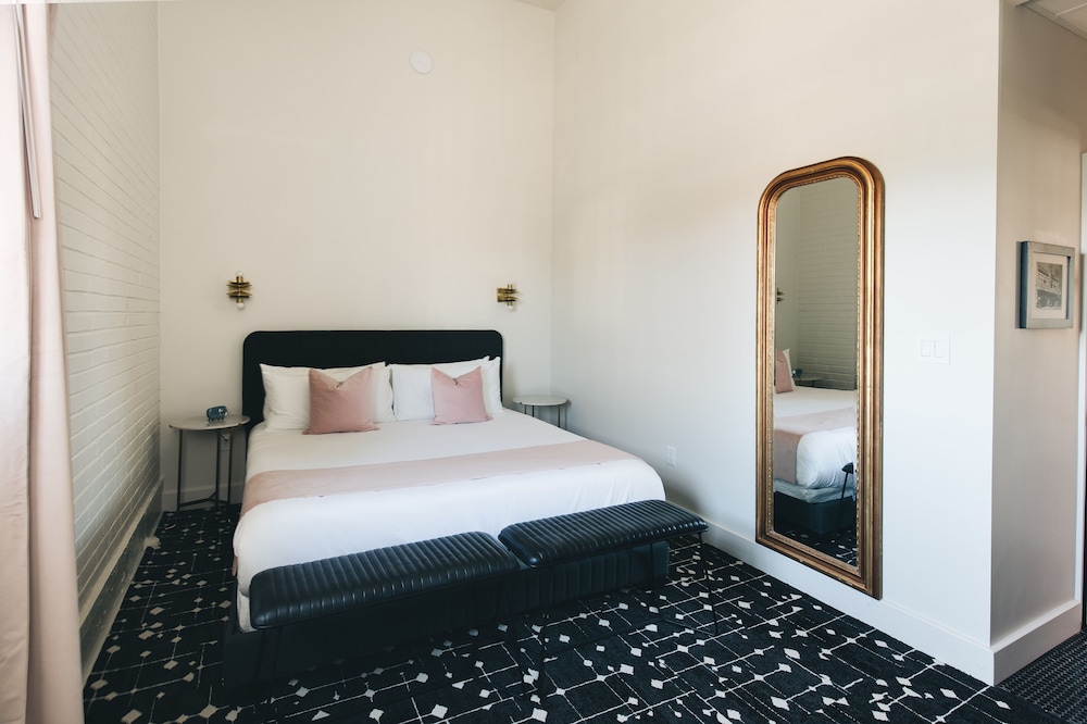The Bellwether Hotel - photo 45