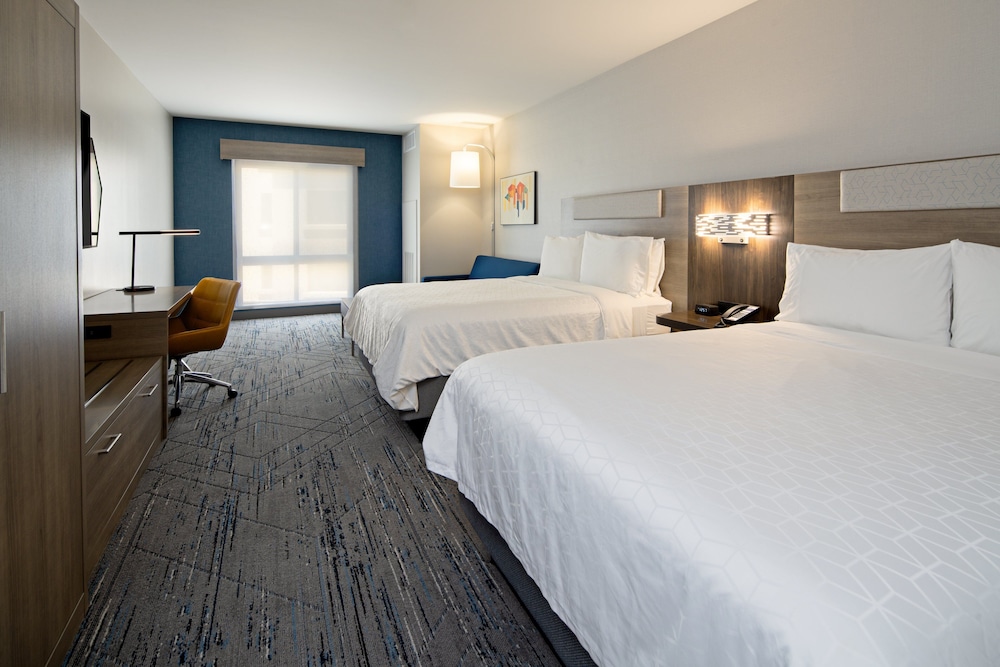 Holiday Inn Express & Suites Valencia Santa Clarita by IHG - photo 10