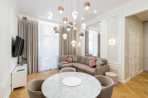 Vistula River Deluxe Apartment by BookingHost — 4-Star Luxury Hotel in Krakow, Poland