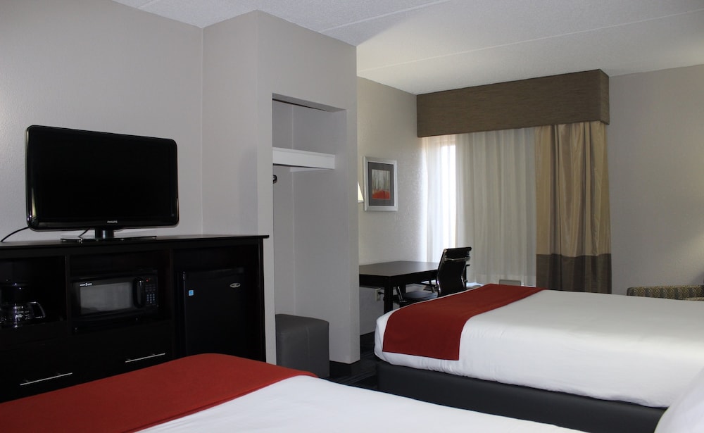 Holiday Inn Express Forsyth by IHG - photo 7