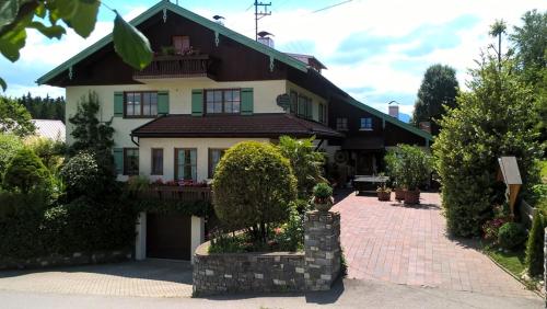 Gästehaus Mayer — 4-Star Luxury Hotel in Rimsting, Germany