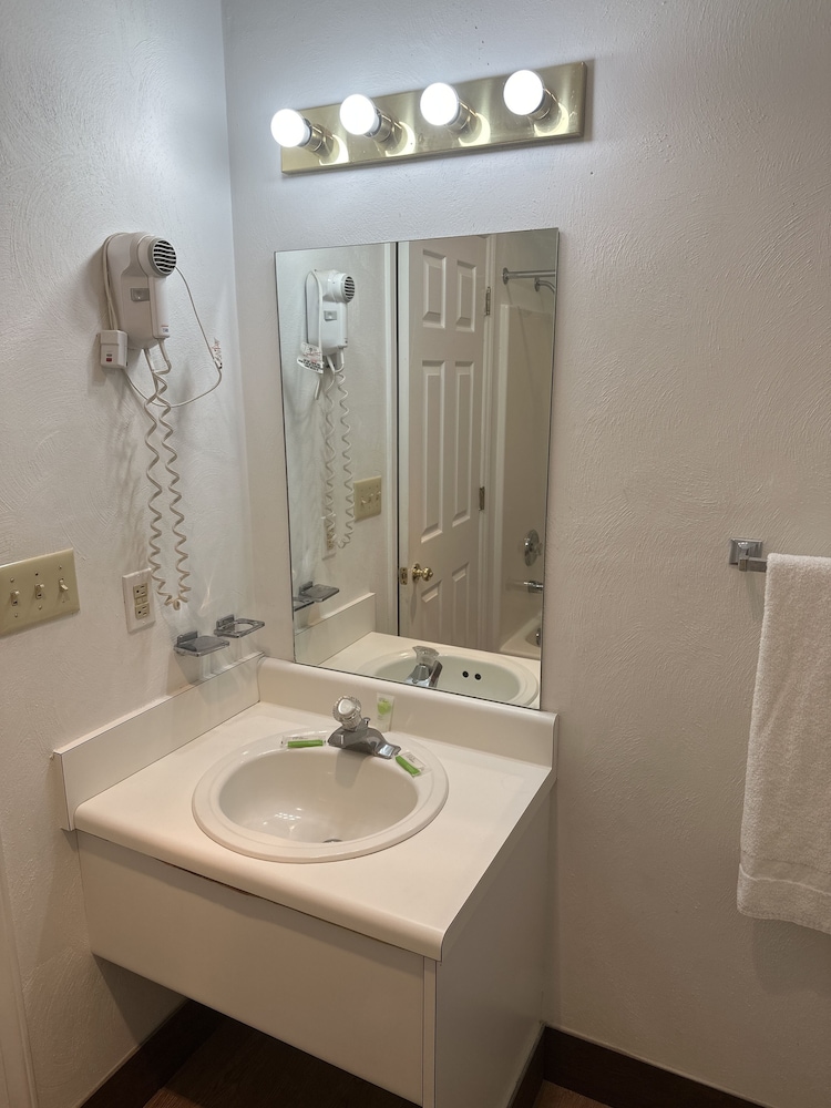 Lakeinn - photo 19