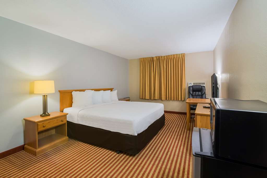 Americas Best Value Inn Fargo - photo 19