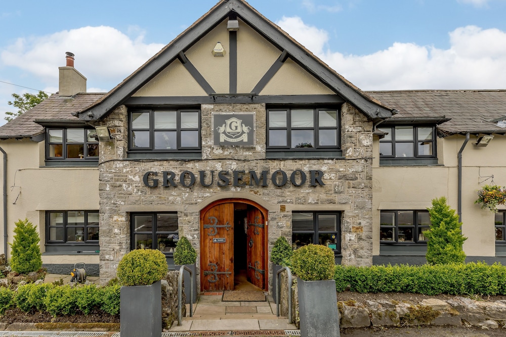 The Grousemoor Country House — 4-Star Luxury Hotel in Wrexham, United Kingdom