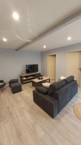 Un Petit Coin Douillet Au Pradel — hotel in Montredon-Labessonnie