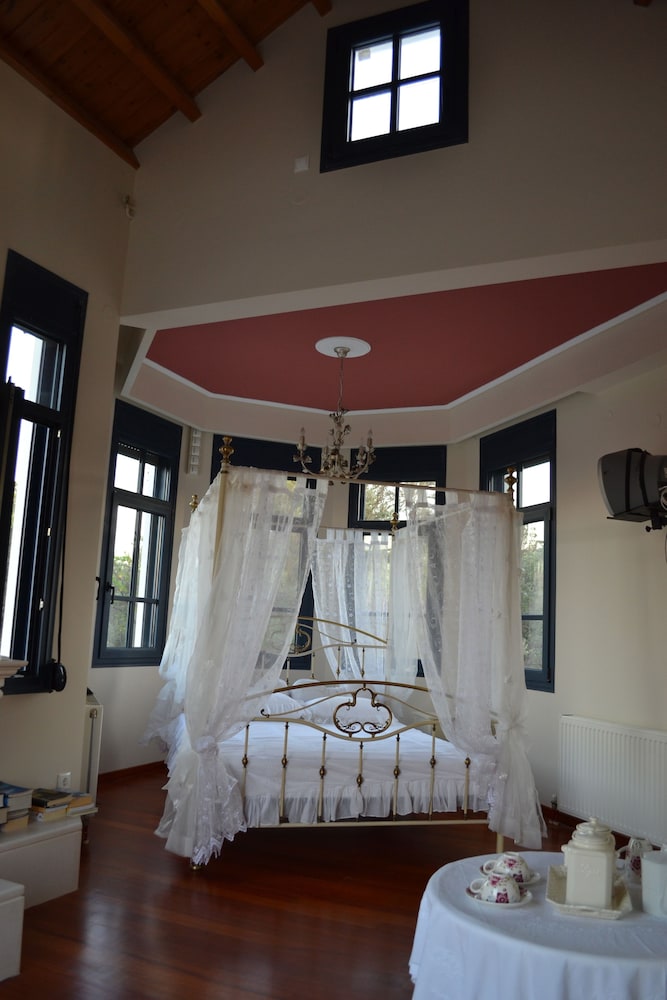 Mikamas Villa — Mytilene — photo 5