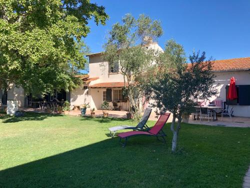 Mas Du Pont De Laute in Le Cailar, France