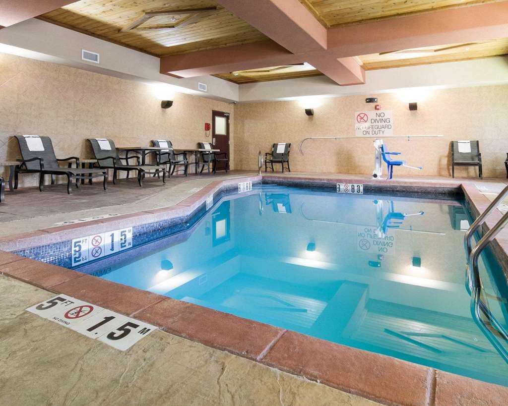 Comfort Suites Topeka Northwest - photo 26