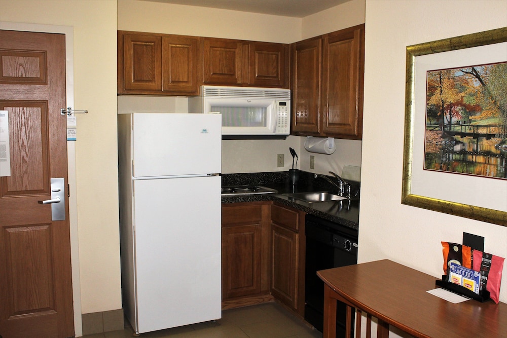 Staybridge Suites Houston Willowbrook by IHG - photo 12