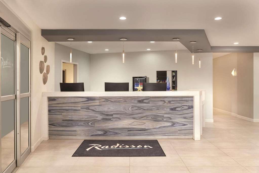 Radisson Hotel Atlanta Airport - photo 5