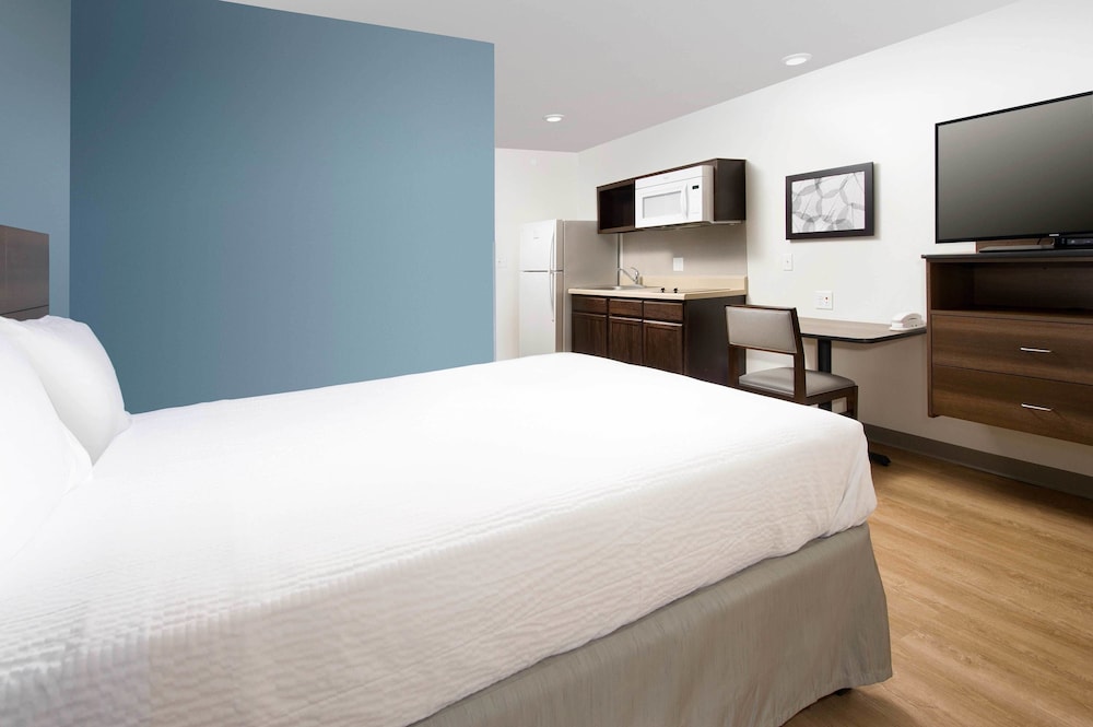 WoodSpring Suites Merrillville - photo 11