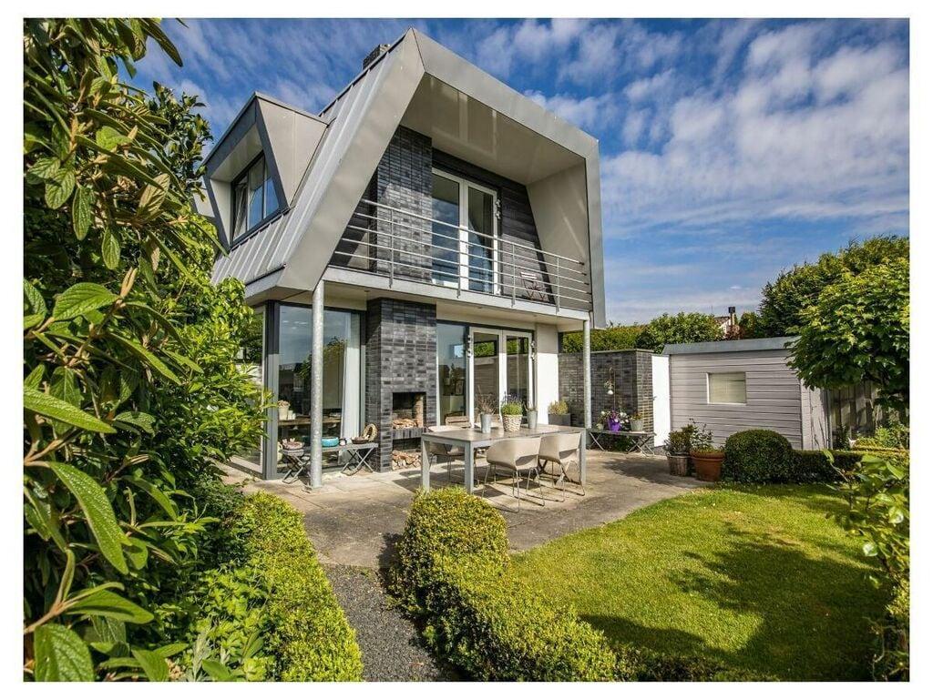 Villa Duinzand — 4-Star Luxury Hotel in Bergen, Netherlands