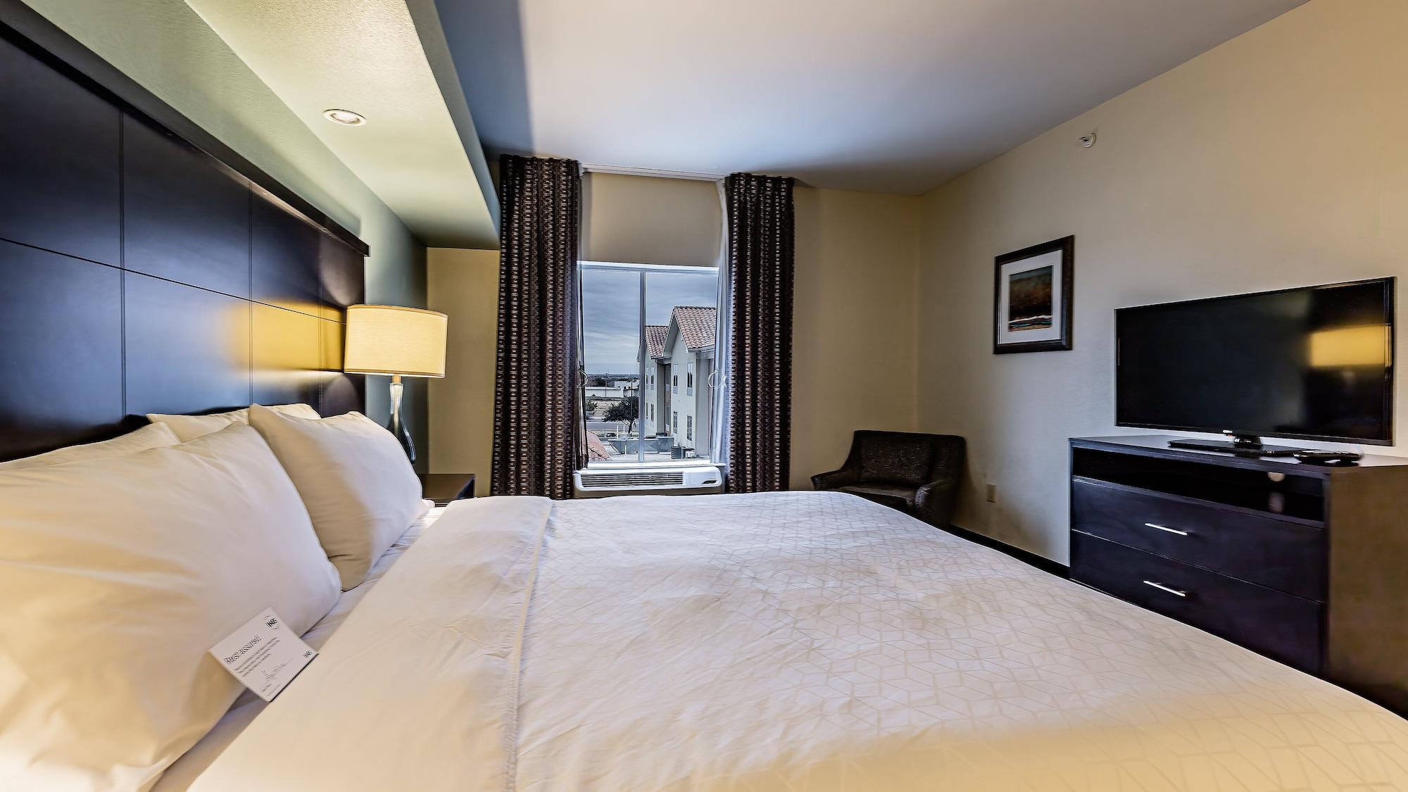 Staybridge Suites Laredo International Airport by IHG - photo 10