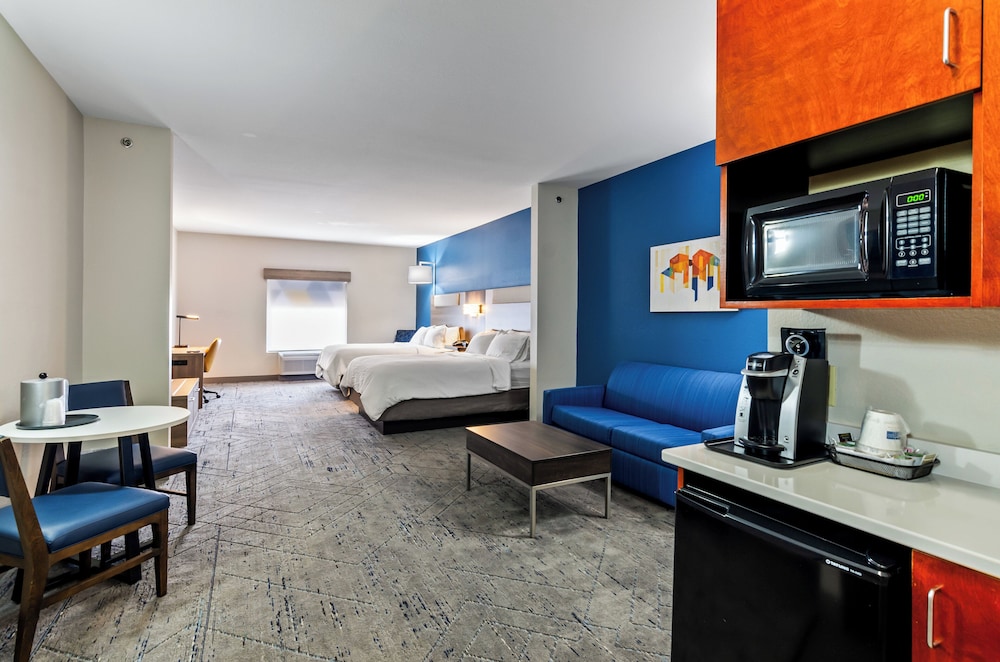 Holiday Inn Express and Suites Wytheville by IHG - photo 27