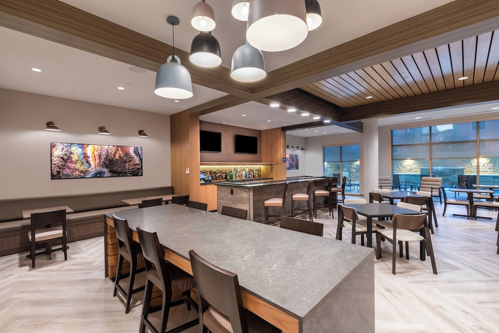 Fairfield Inn & Suites Houston Memorial City Area - photo 30