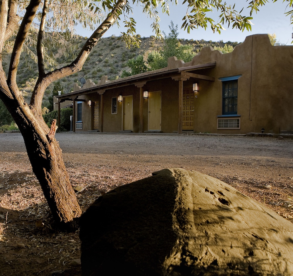 The Abiquiu Inn - photo 70