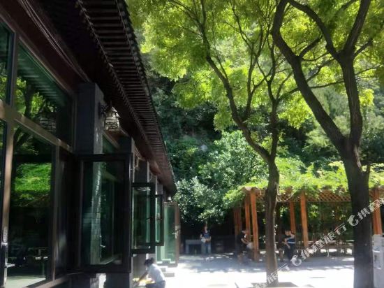 Beijinglongxia hotel in Beijing, People's Republic of China