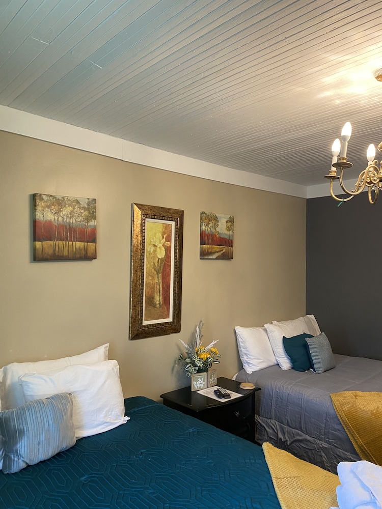 Bella's Boutique Hotel - photo 52