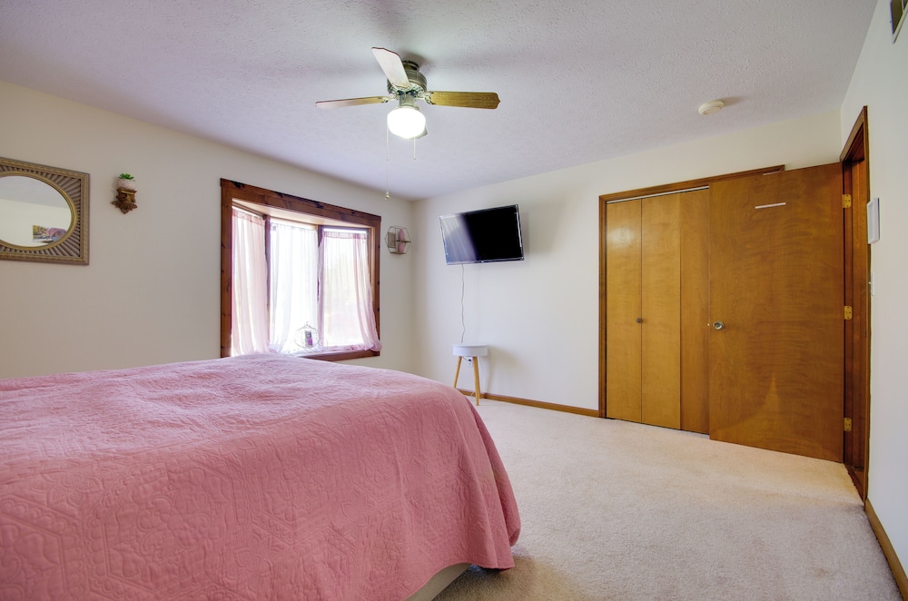 5 Mi To Dtwn Waynesville 4 Acre Group Getaway 19531061 — Waynesville