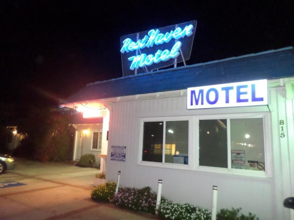 Rest Haven Motel - photo 37